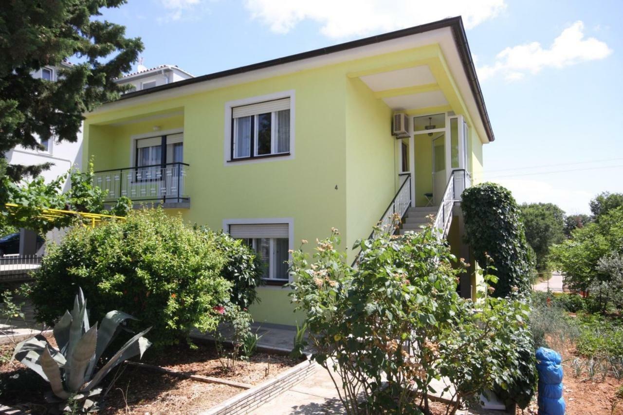 Two Bedroom Apartment, Nice Neighborhood, Free Parking, Wifi Pula Exterior photo